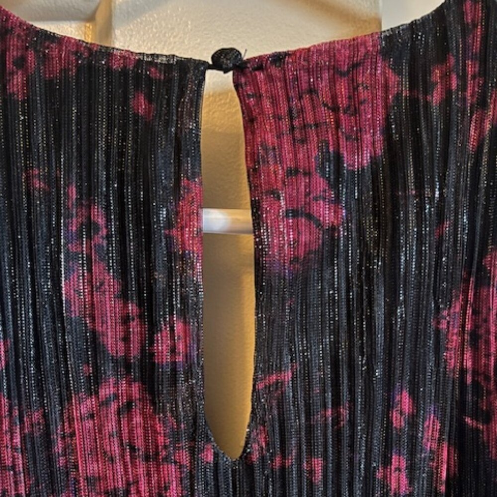 WHBM shell - Picture 4 of 5